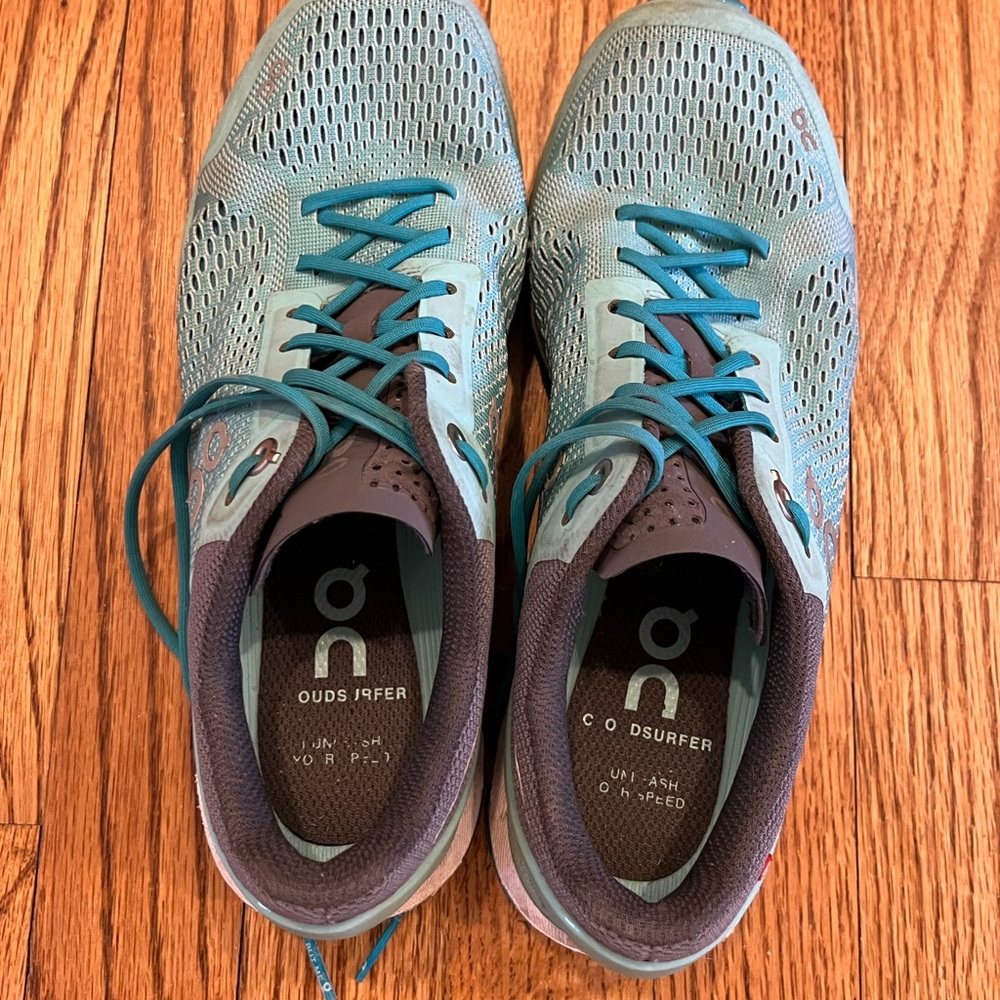 ON CloudSurfer Sneakers size 7